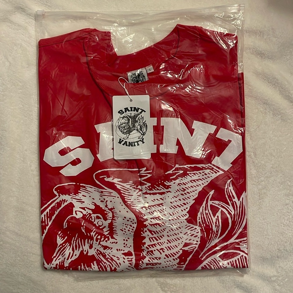 COPY - Saint Vanity Large Short Sleeve Red TShirt with Tags. New